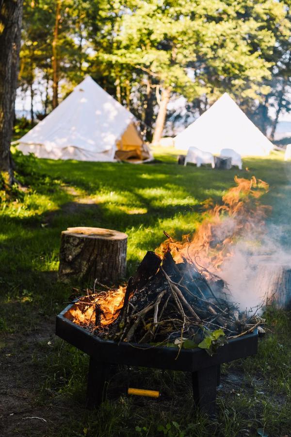 Glamping Mella Muiza Hotel Jūrkalne Exterior foto